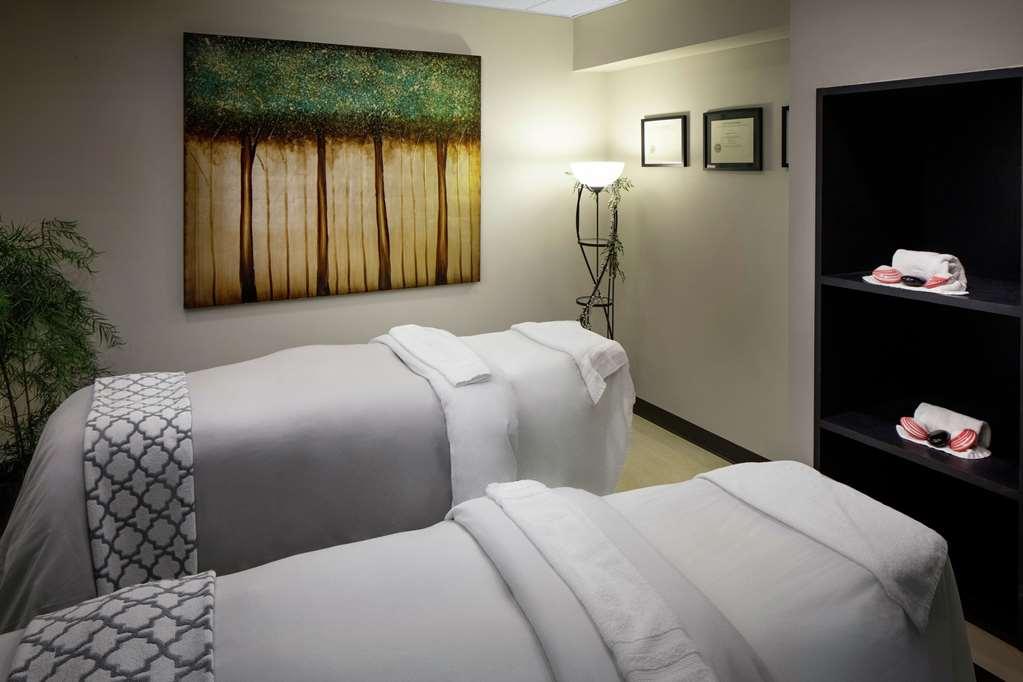 Doubletree By Hilton Manchester Downtown Facilities photo